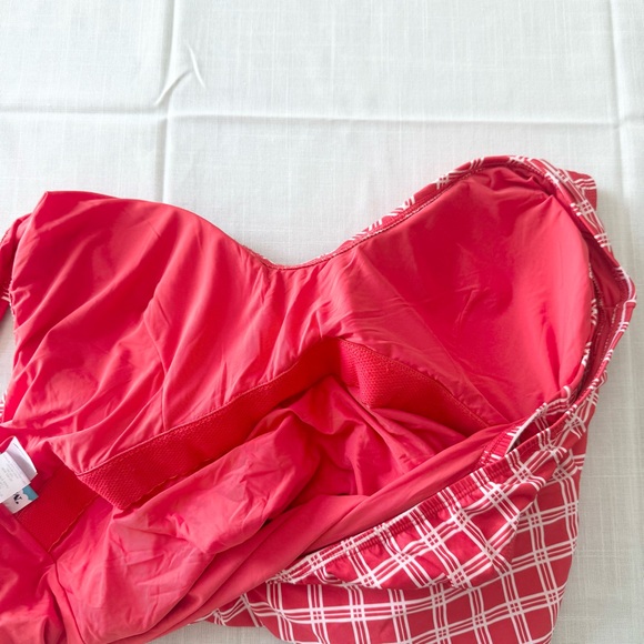 ModCloth Red and White Plaid One Piece Swimsuit Women’s Plus Size 3X - Picture 6 of 6